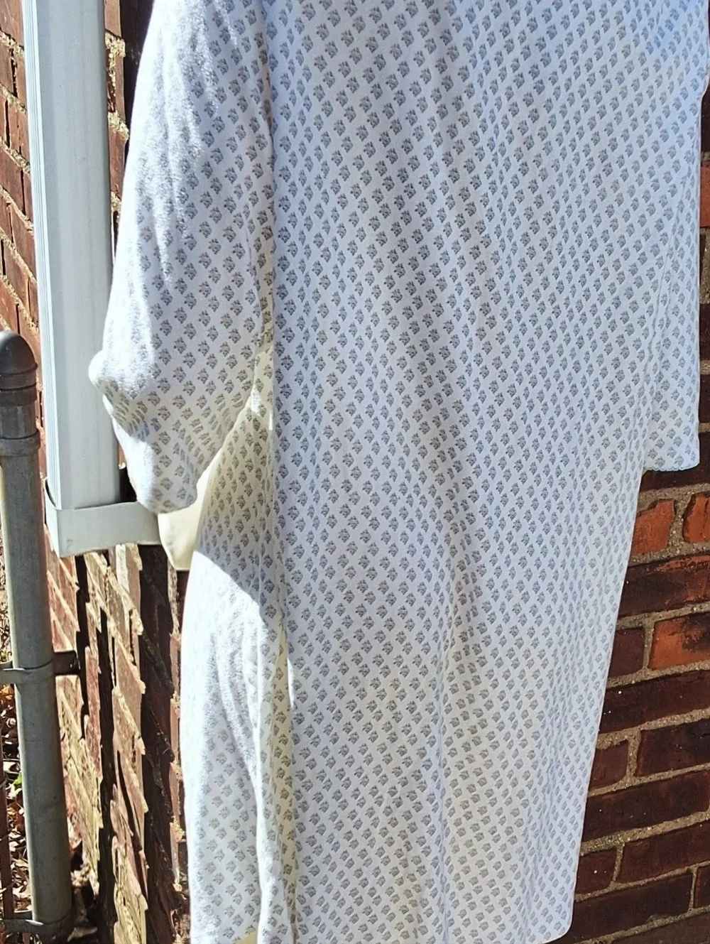 Miss Elaine Women’s XL Blue Floral Nightgown Long Sleeve Pintuck Cottagecore